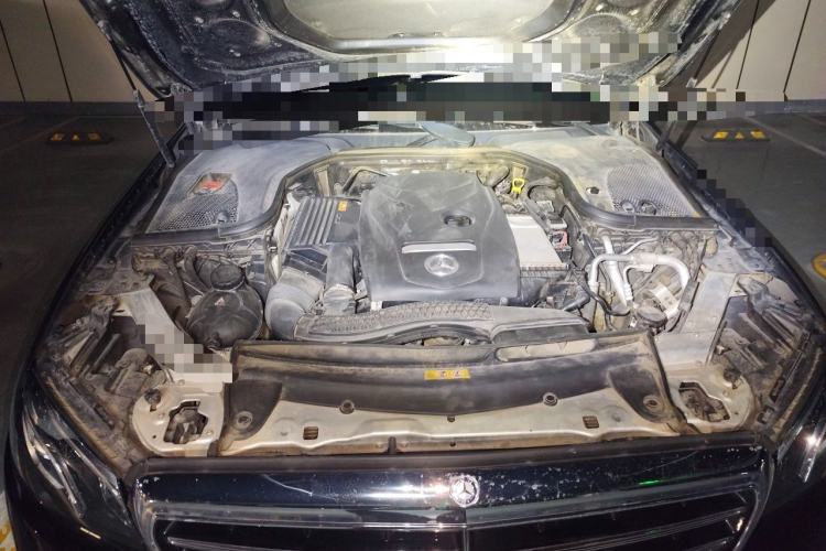 Used Mercedes-Benz E-Class 2016 E 200 L Engine Bay