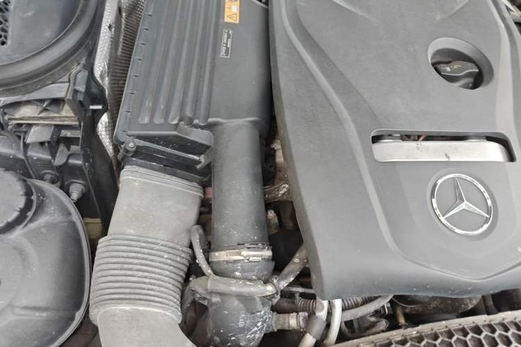 Used Mercedes-Benz E-Class 2016 E 200 L Sport Edition Engine Bay Right