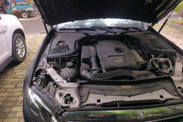 Used Mercedes-Benz E-Class 2016 E 200 L Engine Bay Right