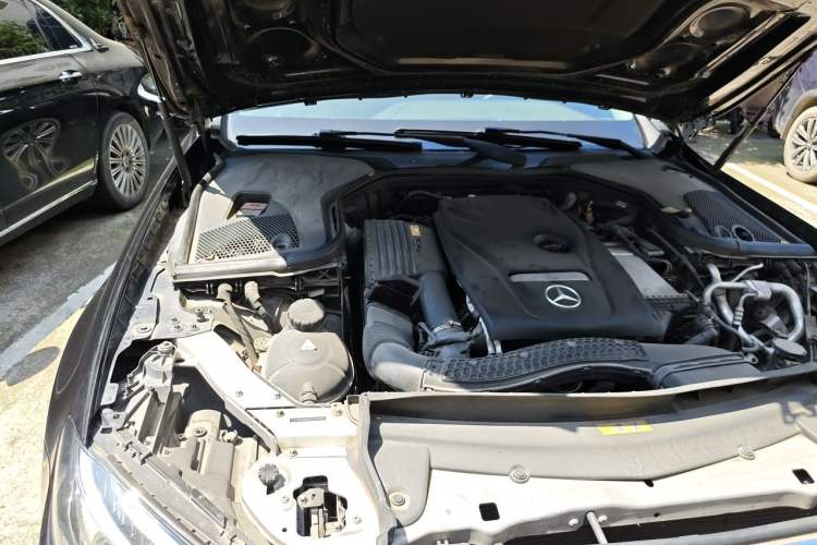 Used Mercedes-Benz E-Class 2016 E 300 L Luxury Model Engine Bay Right