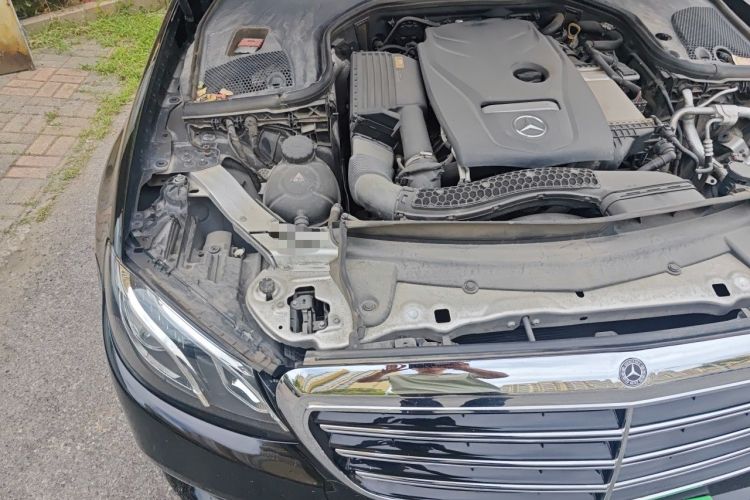 Used Mercedes-Benz E-Class 2016 E 200 L Engine Bay Right