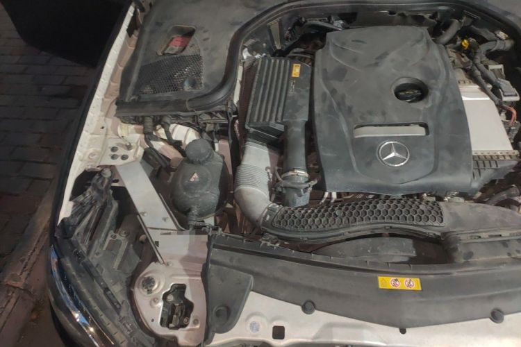 Used Mercedes-Benz E-Class 2016 E 200 L Sport Edition Engine Bay Right