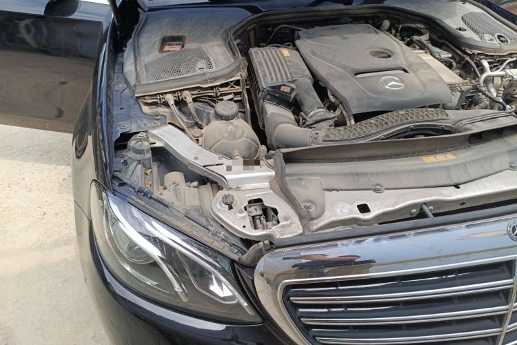 Used Mercedes-Benz E-Class 2016 E 300 L Stylish Model Engine Bay Right