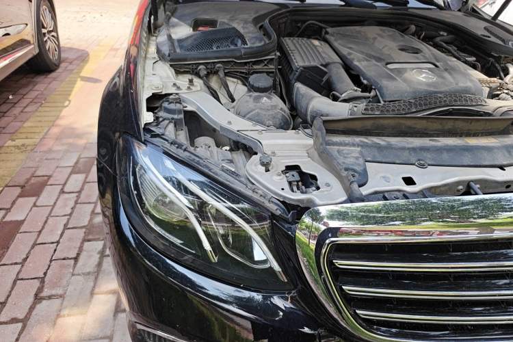 Used Mercedes-Benz E-Class 2016 E 200 L Sport Edition Engine Bay Right