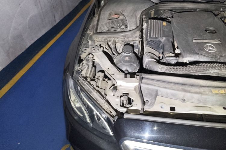 Used Mercedes-Benz E-Class 2016 E 200 L Sport Edition Engine Bay Right