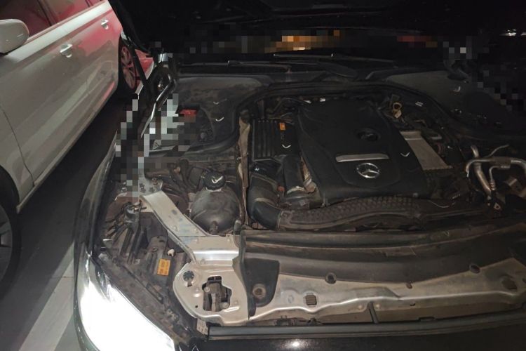 Used Mercedes-Benz E-Class 2016 E 200 L Sport Edition Engine Bay Right
