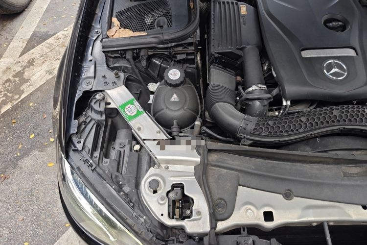 Used Mercedes-Benz E-Class 2016 E 200 L Sport Edition Engine Bay Right