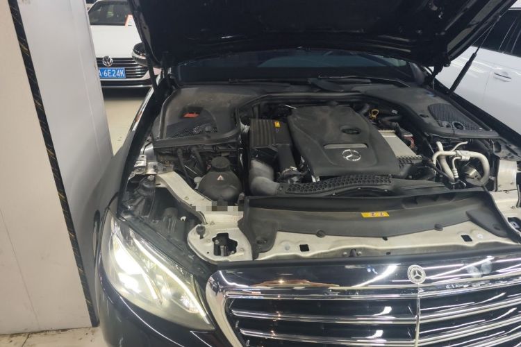 Used Mercedes-Benz E-Class 2016 E 200 L Sport Edition Engine Bay Right