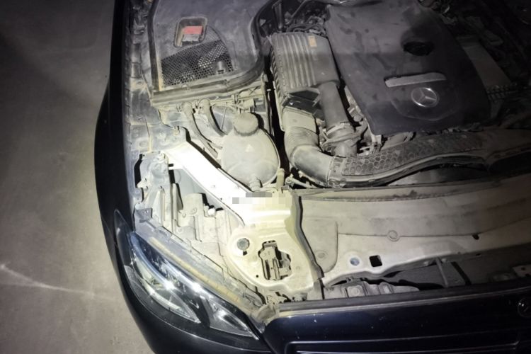 Used Mercedes-Benz E-Class 2016 E 200 L Engine Bay Right