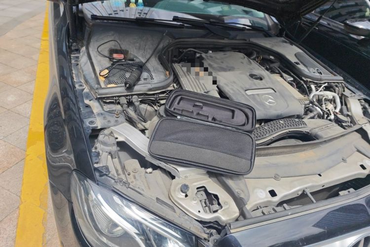 Used Mercedes-Benz E-Class 2016 E 200 L Sport Edition Engine Bay Right