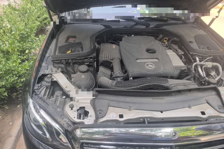 Used Mercedes-Benz E-Class 2016 E 200 L Engine Bay Right