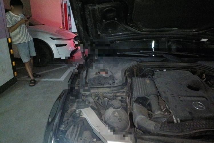 Used Mercedes-Benz E-Class 2016 E 200 L Engine Bay Right