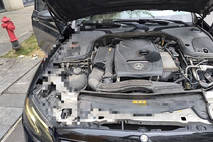Used Mercedes-Benz E-Class 2016 E 200 L Engine Bay Right