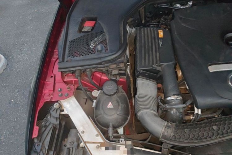 Used Mercedes-Benz E-Class 2016 E 200 L Sport Edition Engine Bay Right