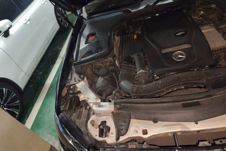 Used Mercedes-Benz E-Class 2016 E 200 L Sport Edition Engine Bay Right