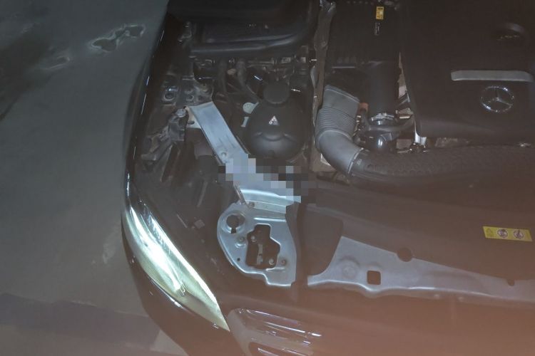 Used Mercedes-Benz E-Class 2016 E 200 L Sport Edition Engine Bay Right