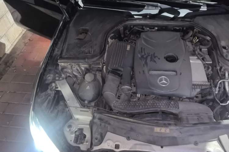 Used Mercedes-Benz E-Class 2016 E 200 L Sport Edition Engine Bay Right