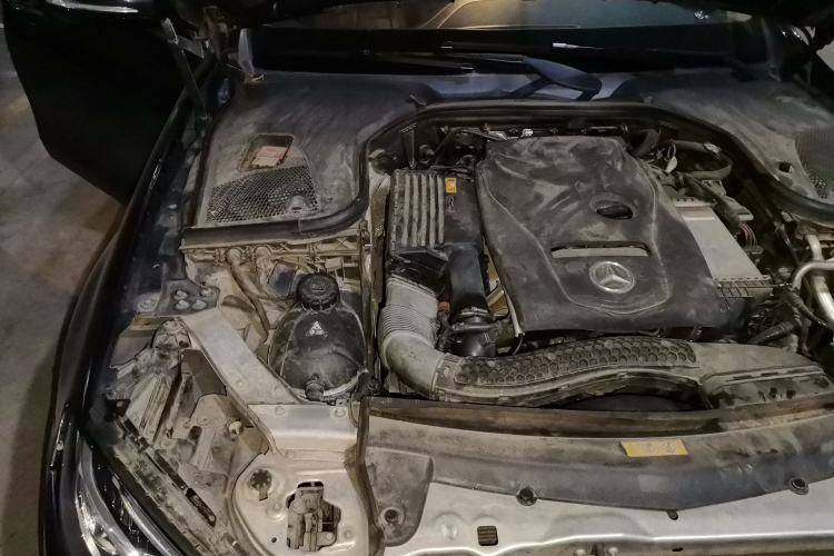Used Mercedes-Benz E-Class 2016 E 200 L Engine Bay Right
