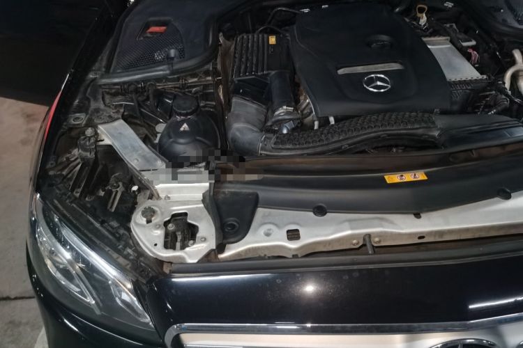 Used Mercedes-Benz E-Class 2016 E 200 L Sport Edition Engine Bay Right