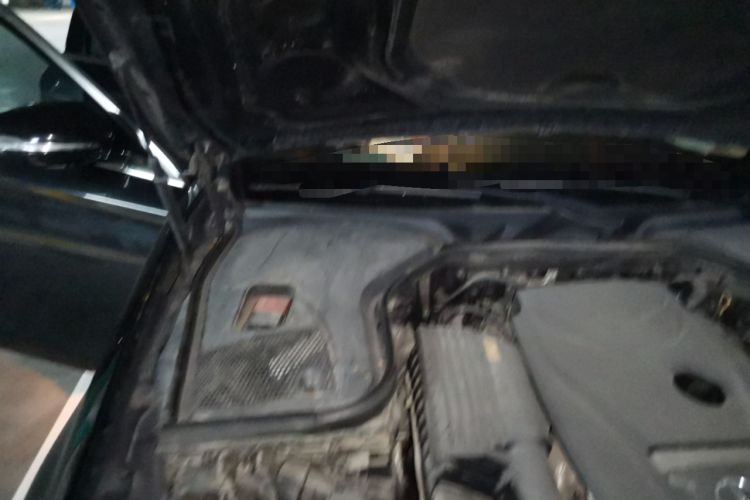 Used Mercedes-Benz E-Class 2016 E 300 L Stylish Model Engine Bay Right