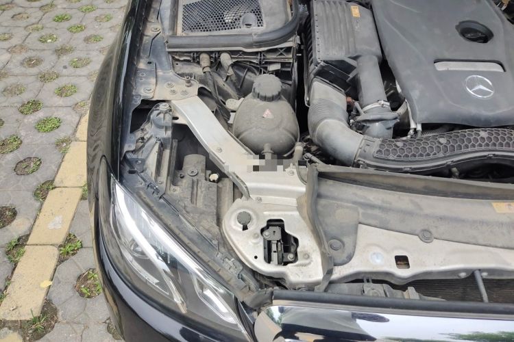 Used Mercedes-Benz E-Class 2016 E 300 L Stylish Model Engine Bay Right