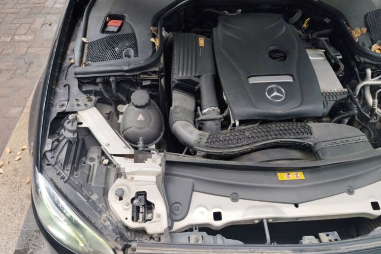 Used Mercedes-Benz E-Class 2016 E 200 L Sport Edition Engine Bay Right