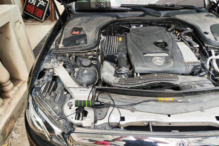 Used Mercedes-Benz E-Class 2016 E 200 L Sport Edition Engine Bay Right