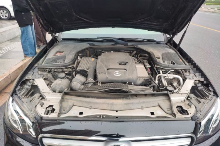 Used Mercedes-Benz E-Class 2016 E 200 L Sport Edition Engine Bay