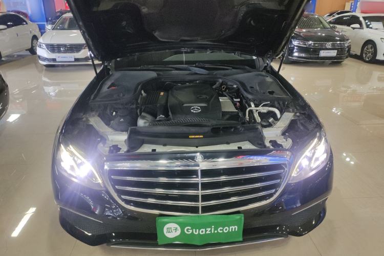 Used Mercedes-Benz E-Class 2016 E 200 L Engine Bay