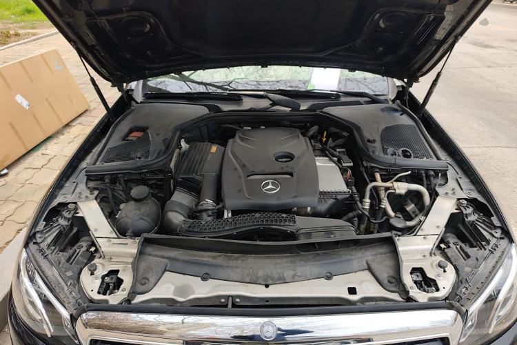 Used Mercedes-Benz E-Class 2016 E 300 L Luxury Model Engine Bay