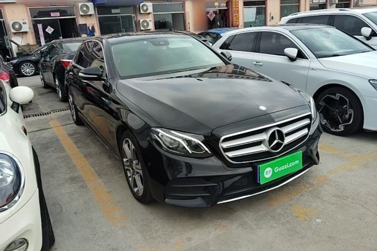 Used Mercedes-Benz E-Class 2016 E 300 L Sporty and Stylish Model Exterior 1