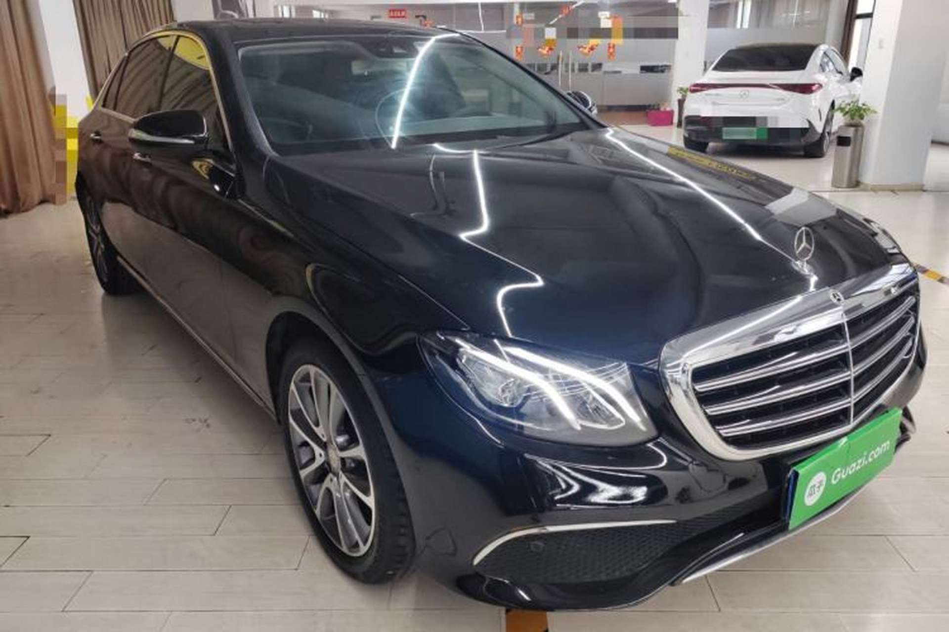 Used Mercedes-Benz E-Class 2016 E 200 L Exterior 1