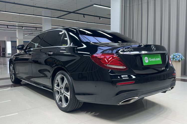 Used Mercedes-Benz E-Class 2016 E 300 L Sporty and Stylish Model Exterior 1