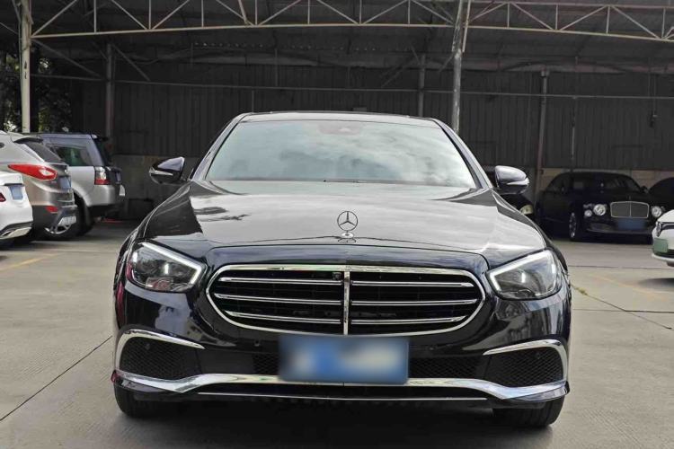Used Mercedes-Benz E-Class 2016 E 200 L Exterior 1