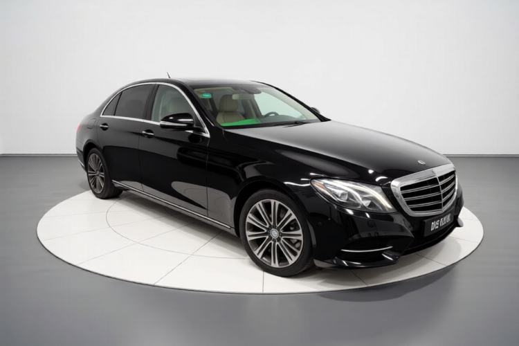 Used Mercedes-Benz E-Class 2016 E 300 L Luxury Model Exterior 2