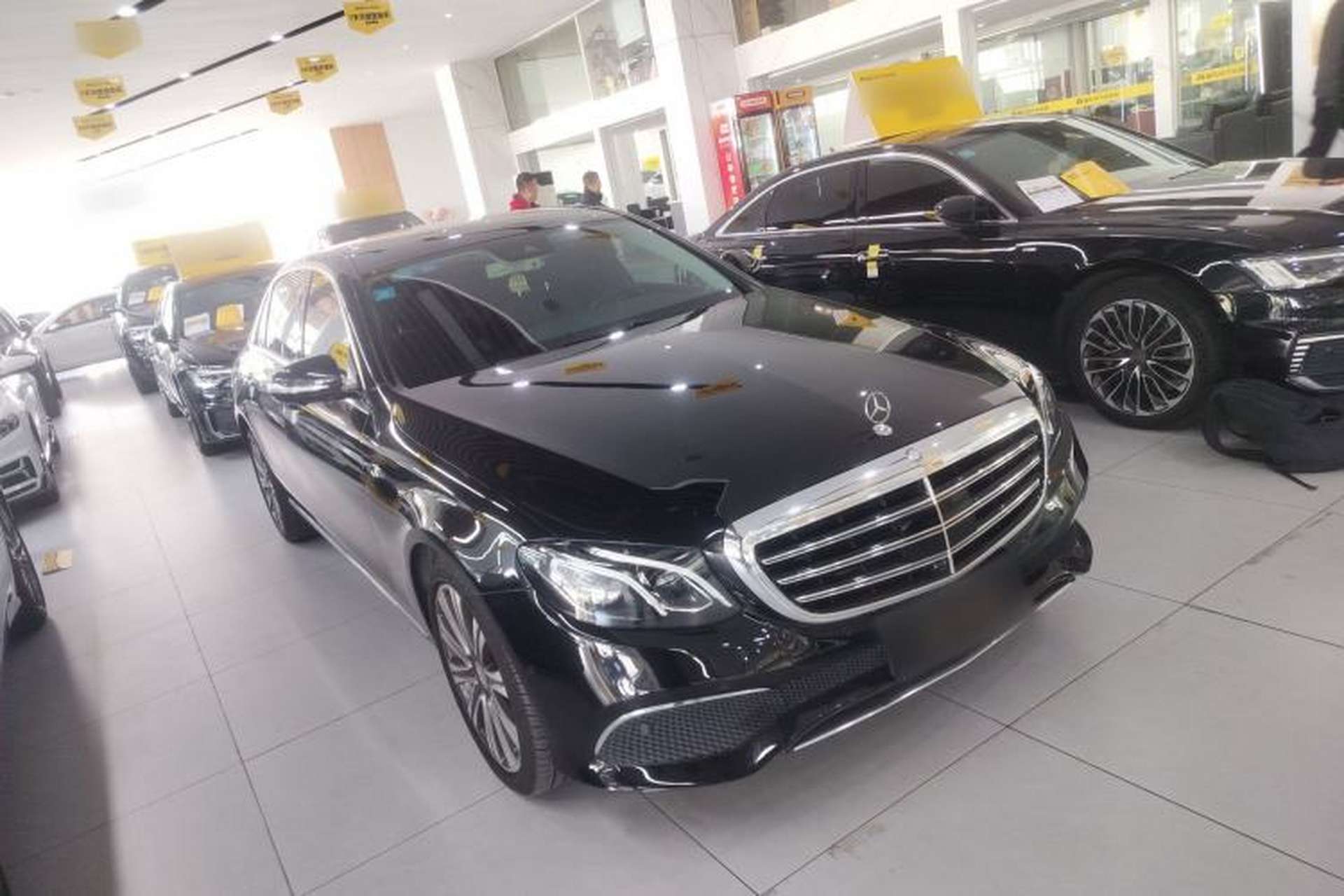 Used Mercedes-Benz E-Class 2016 E 300 L Luxury Model Exterior 2