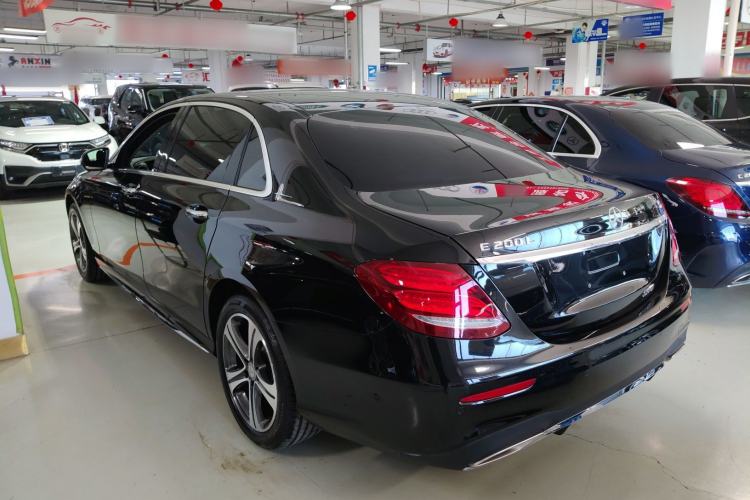 Used Mercedes-Benz E-Class 2016 E 200 L Sport Edition Exterior 2