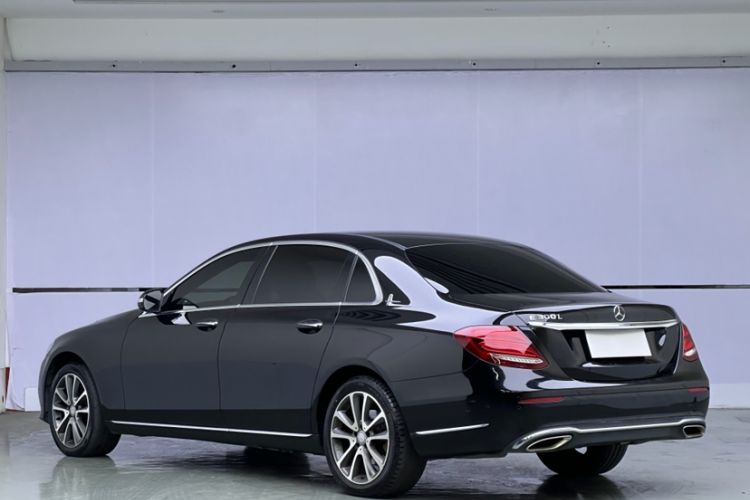 Used Mercedes-Benz E-Class 2016 E 200 L Exterior 3