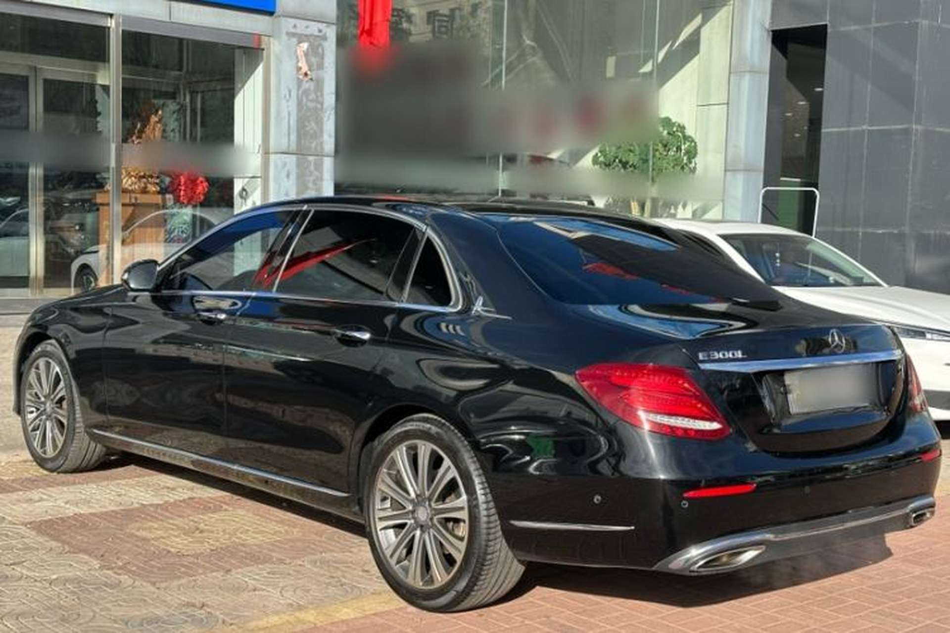 Used Mercedes-Benz E-Class 2016 E 300 L Luxury Model Exterior 3