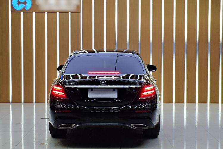 Used Mercedes-Benz E-Class 2016 E 300 L Sport Luxury Model Exterior 3
