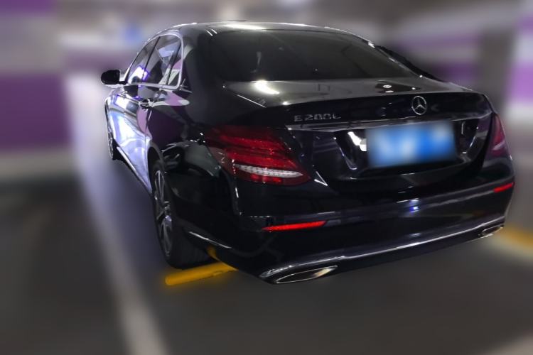Used Mercedes-Benz E-Class 2016 E 200 L Exterior 3