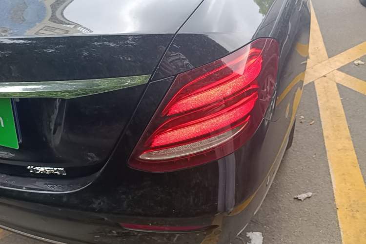 Used Mercedes-Benz E-Class 2016 E 300 L Stylish Model Exterior 3