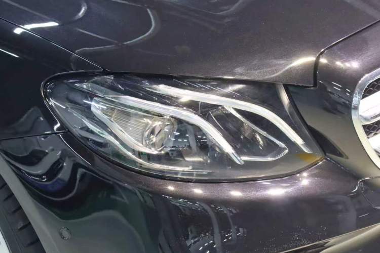 Used Mercedes-Benz E-Class 2016 E 200 L Sport Edition Exterior 3