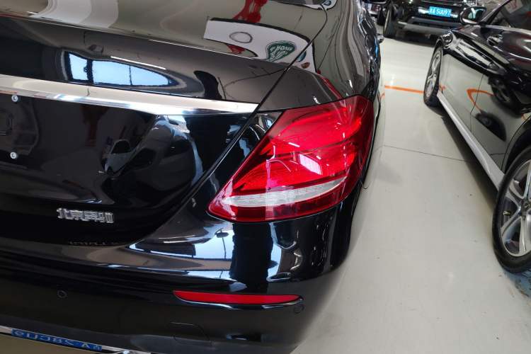 Used Mercedes-Benz E-Class 2016 E 200 L Sport Edition Exterior 3