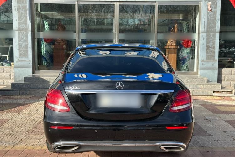 Used Mercedes-Benz E-Class 2016 E 300 L Luxury Model Exterior 4