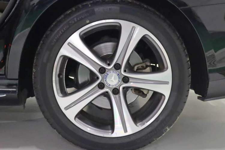 Used Mercedes-Benz E-Class 2016 E 200 L Sport Edition Exterior 4