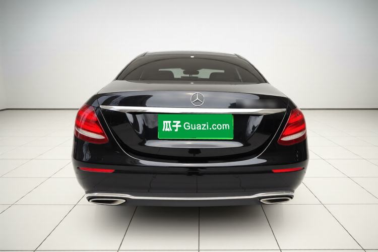 Used Mercedes-Benz E-Class 2016 E 300 L Luxury Model Exterior 4