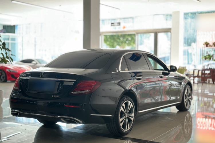 Used Mercedes-Benz E-Class 2016 E 300 L Luxury Model Exterior 5