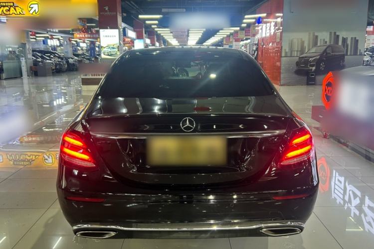 Used Mercedes-Benz E-Class 2016 E 200 L Exterior 5