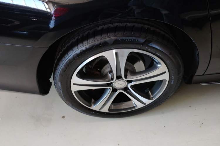 Used Mercedes-Benz E-Class 2016 E 200 L Sport Edition Exterior 5